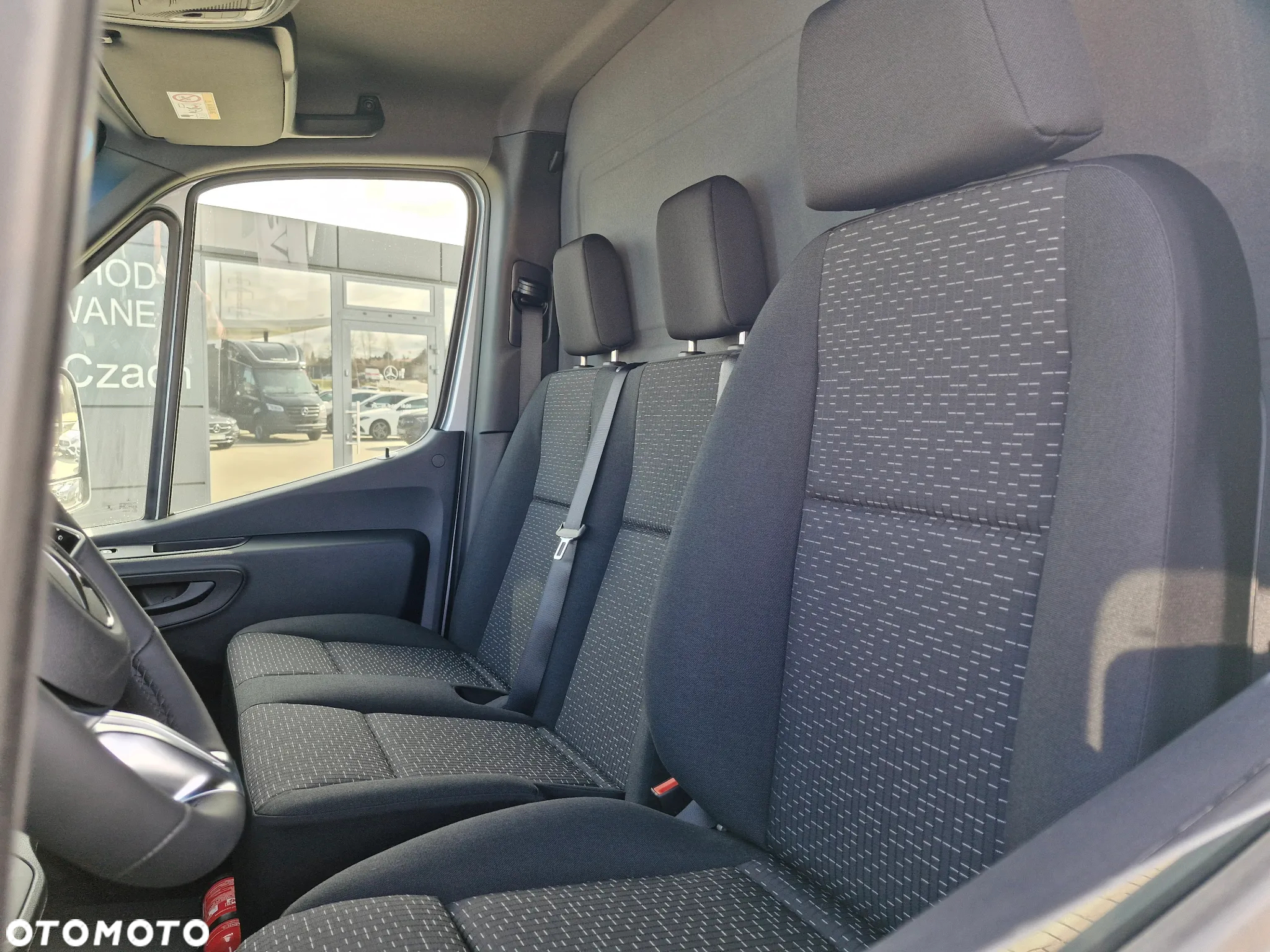 Mercedes-Benz Sprinter 319 CDI - 14