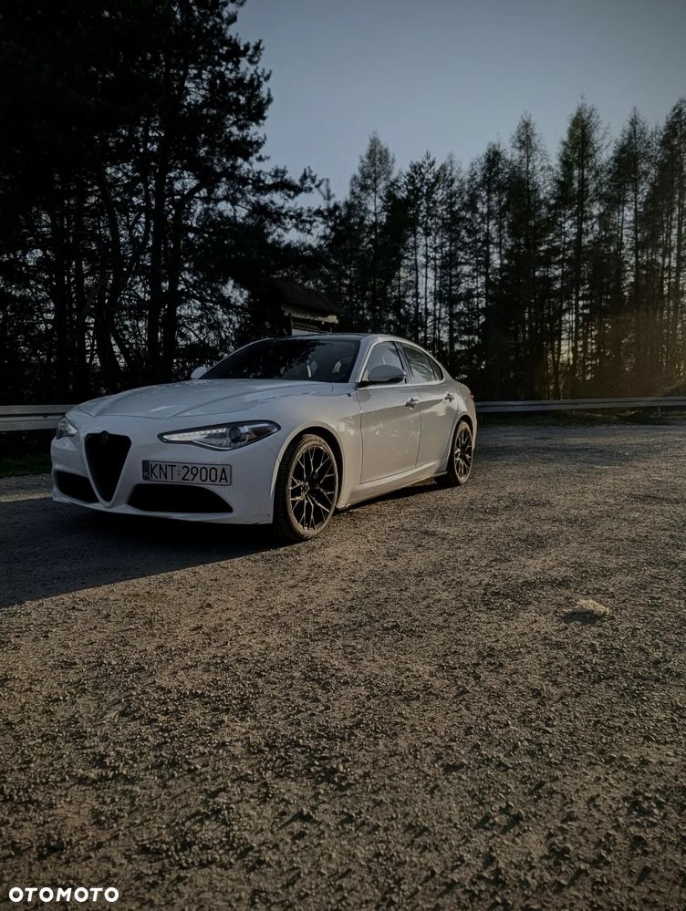 Alfa Romeo Giulia 2.0 Turbo TI Q4 - 3