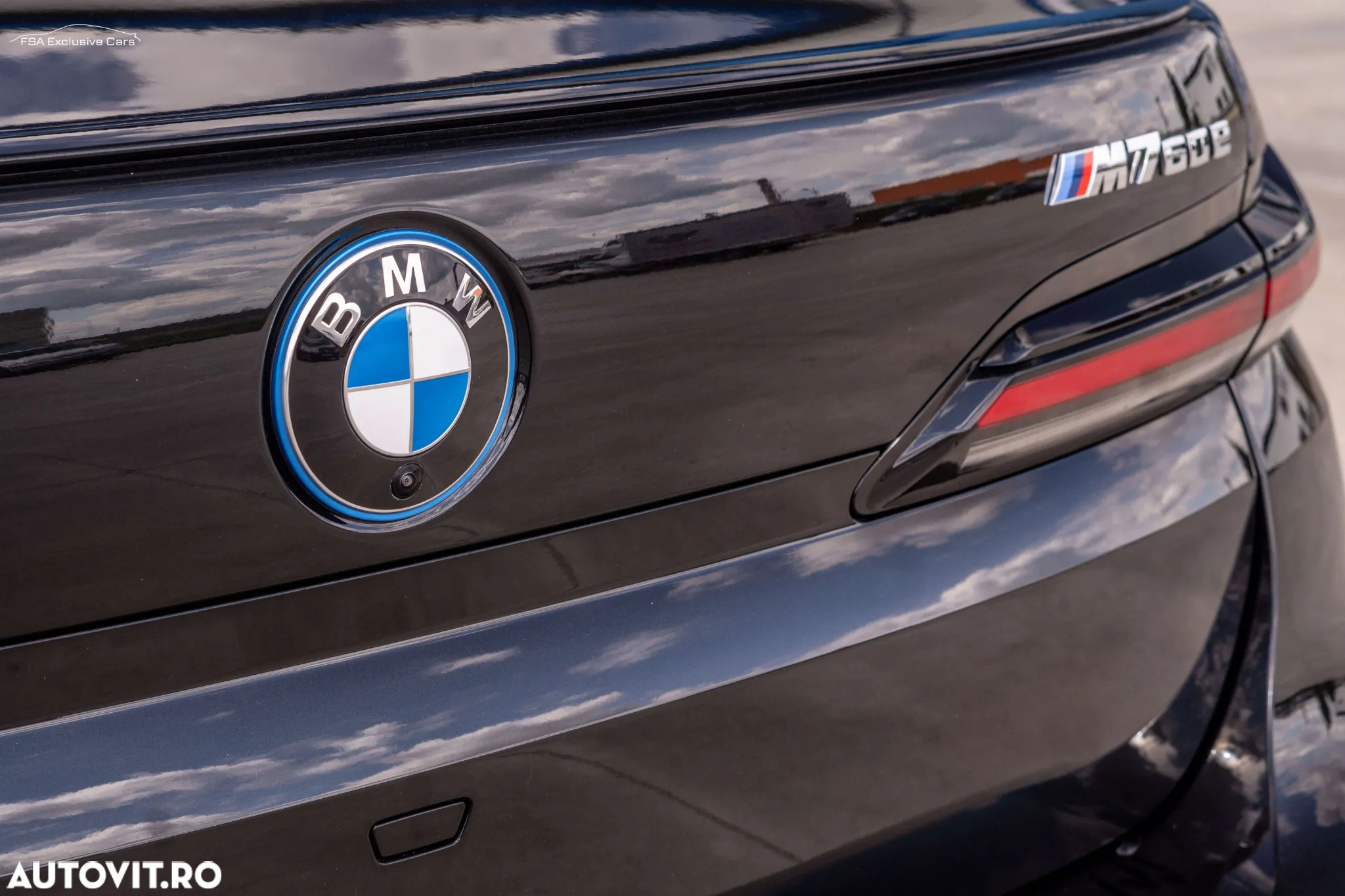 BMW M7 M760e xDrive - 12