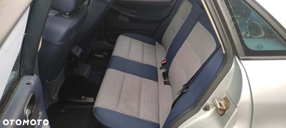 Audi A4 Limousine - 6