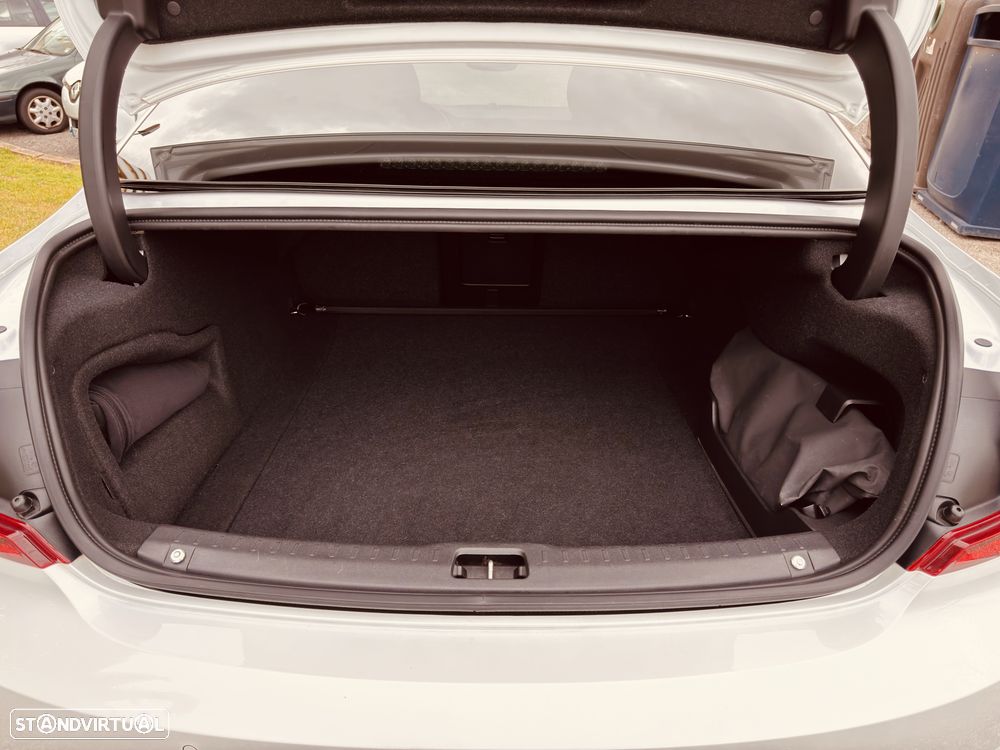 Volvo S90 T8 Twin Engine AWD Geartronic R Design - 18