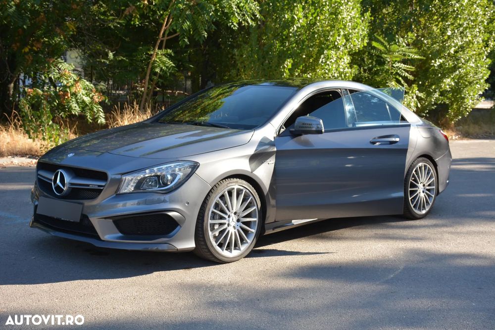 Mercedes-Benz CLA 45 AMG 4MATIC 7G-DCT - 12
