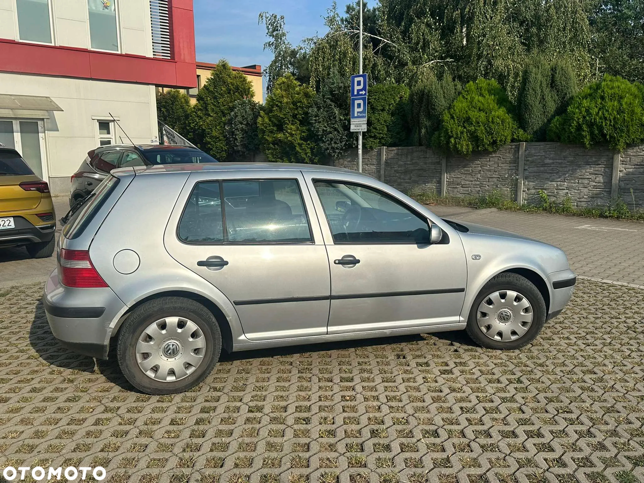 Volkswagen Golf - 5