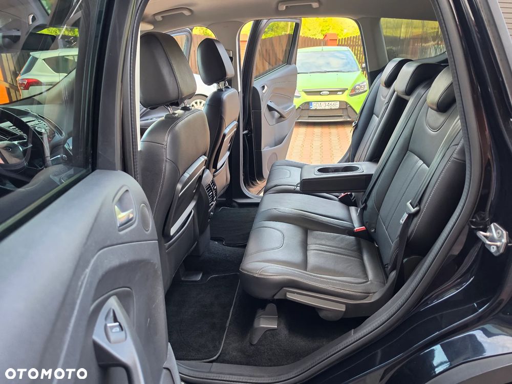 Ford Kuga 2.0 TDCi 4x4 Titanium - 26