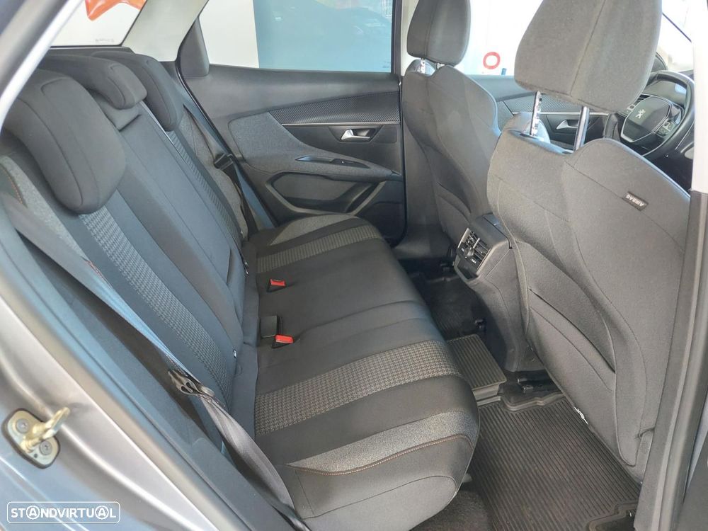 Peugeot 3008 1.5 BlueHDi Active - 33