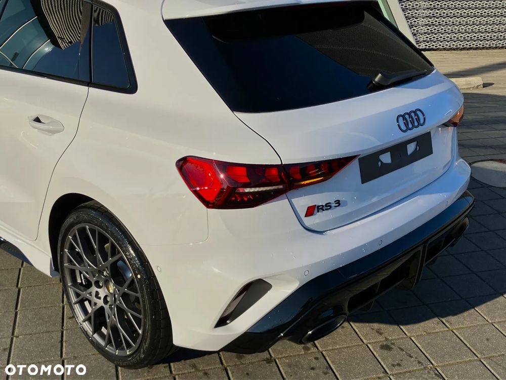 Audi RS3 Sportback - 7
