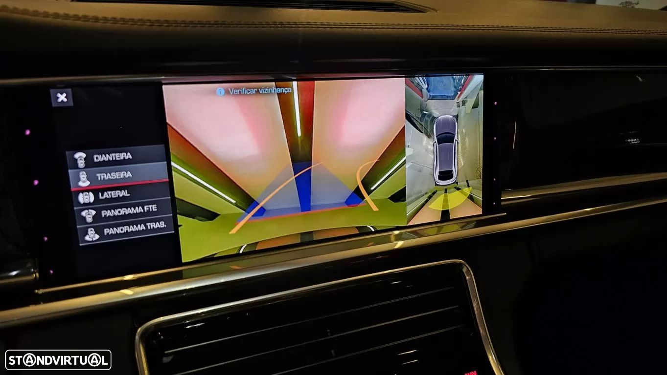 Porsche Panamera Sport Turismo 4 E-Hybrid 10 Years Edition - 40