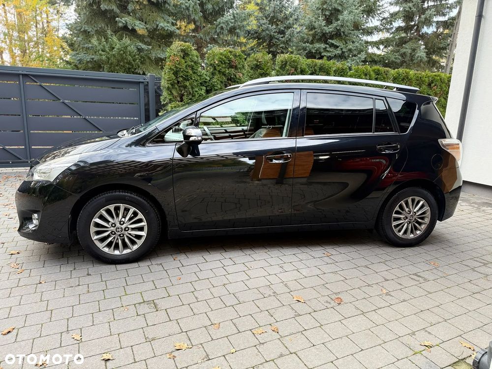 Toyota Verso 1.8 Premium 7os - 2