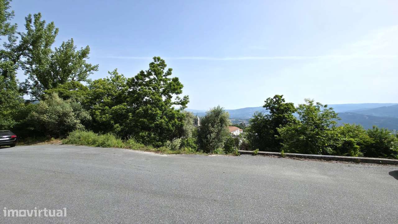 Ruínas c/ terrenos em Arnoia Celorico de Basto - Grande imagem: 5/9