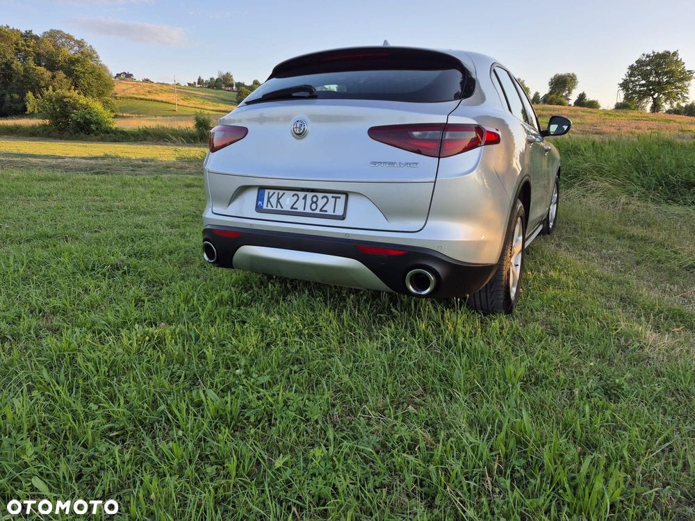 Alfa Romeo Stelvio 2.2 JTDM - 16
