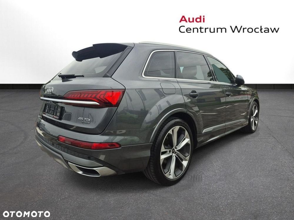 Audi Q7 - 5