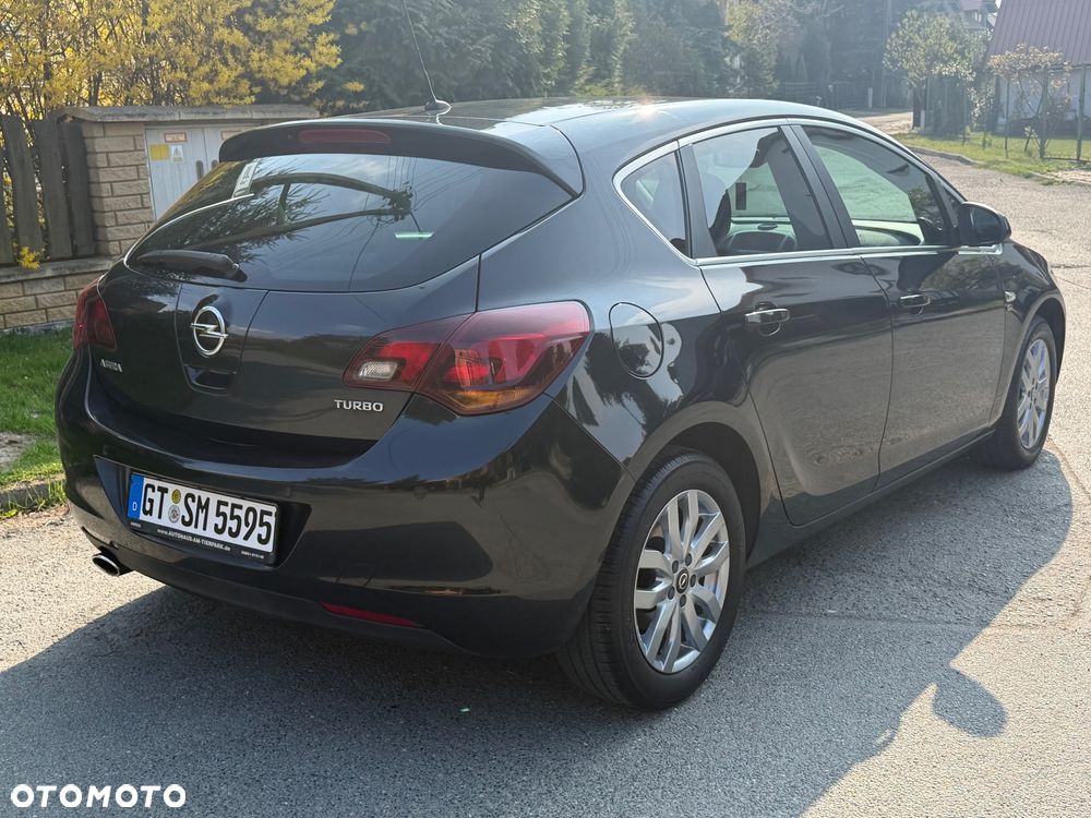 Opel Astra 1.4 Turbo 150 Jahre - 7