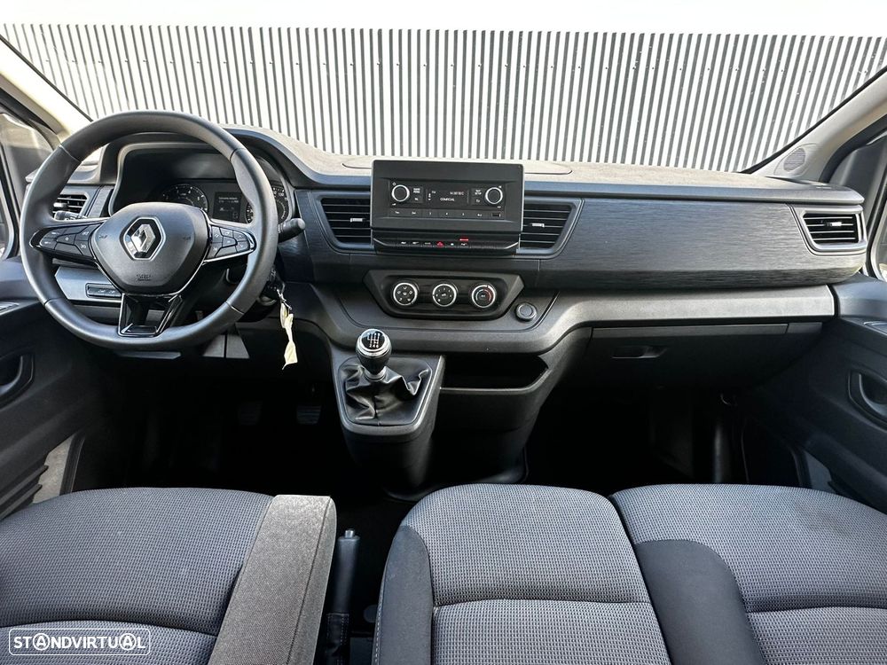 Renault Trafic - 9