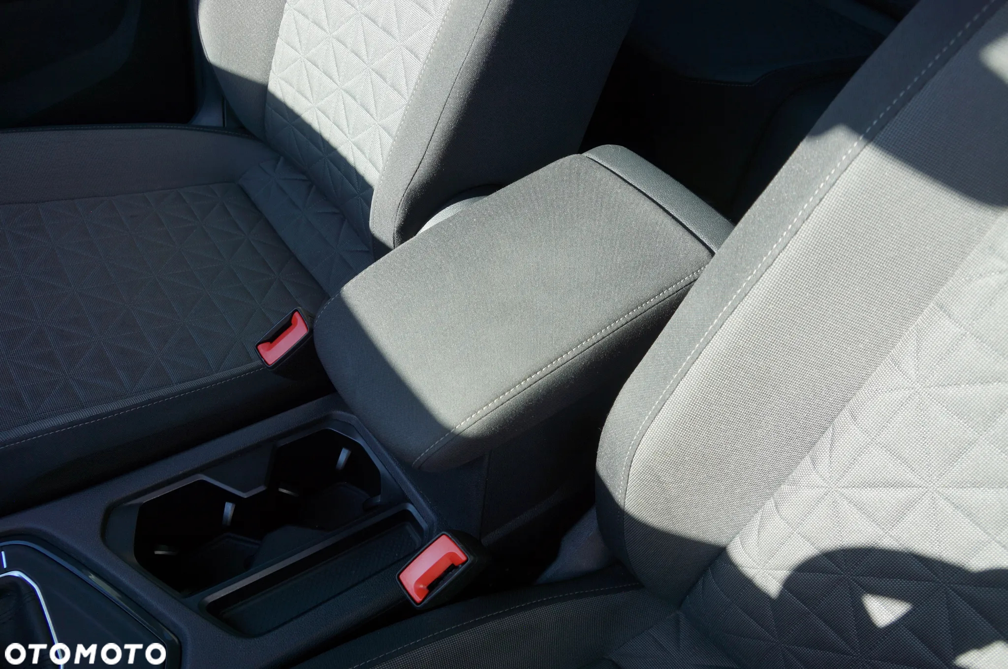 Volkswagen Tiguan 2.0 TDI SCR Active DSG - 21