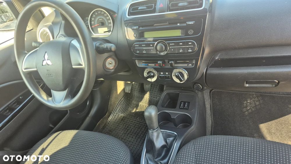 Mitsubishi Space Star 1.2 Intense - 27