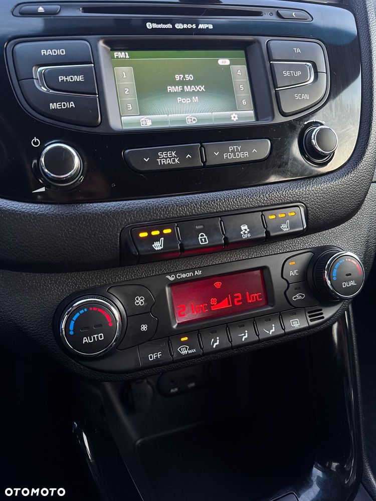 Kia Ceed 1.6 GDI Platinum Edition - 24