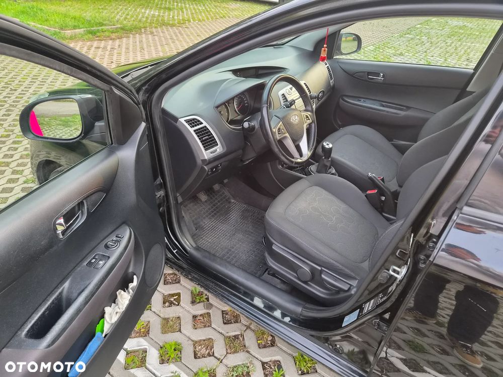 Hyundai i20 1.4 Classic + EU5 - 13