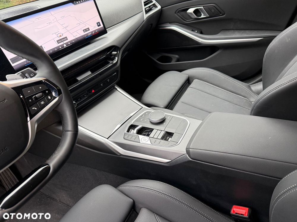 BMW Seria 3 320d MHEV Sport Line - 23