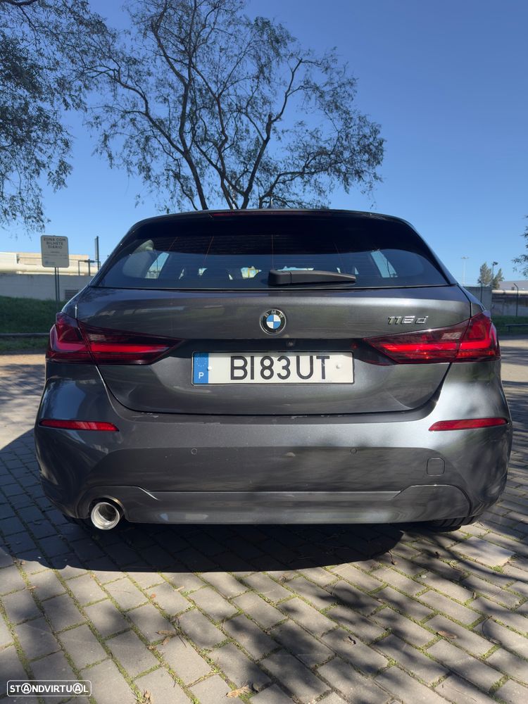 BMW 116 d Aut. Sport Line - 7