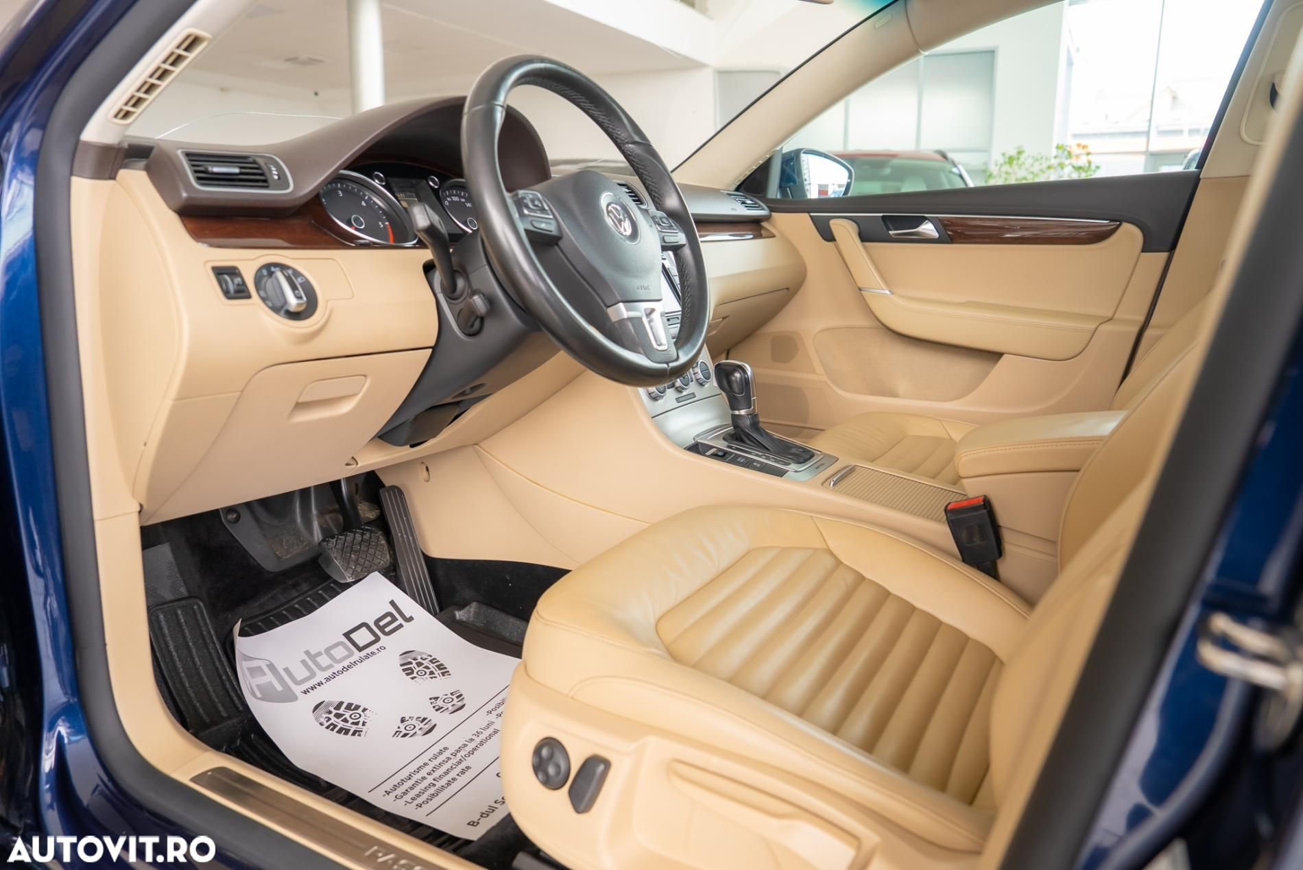 Volkswagen Passat - 10