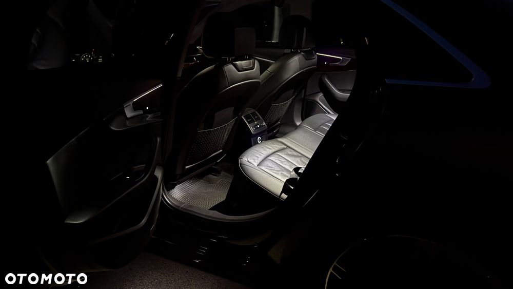 Audi A4 Limousine - 35