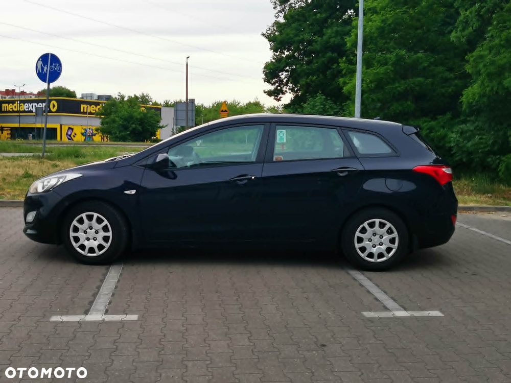 Hyundai i30 1.6 CRDi Classic + - 4