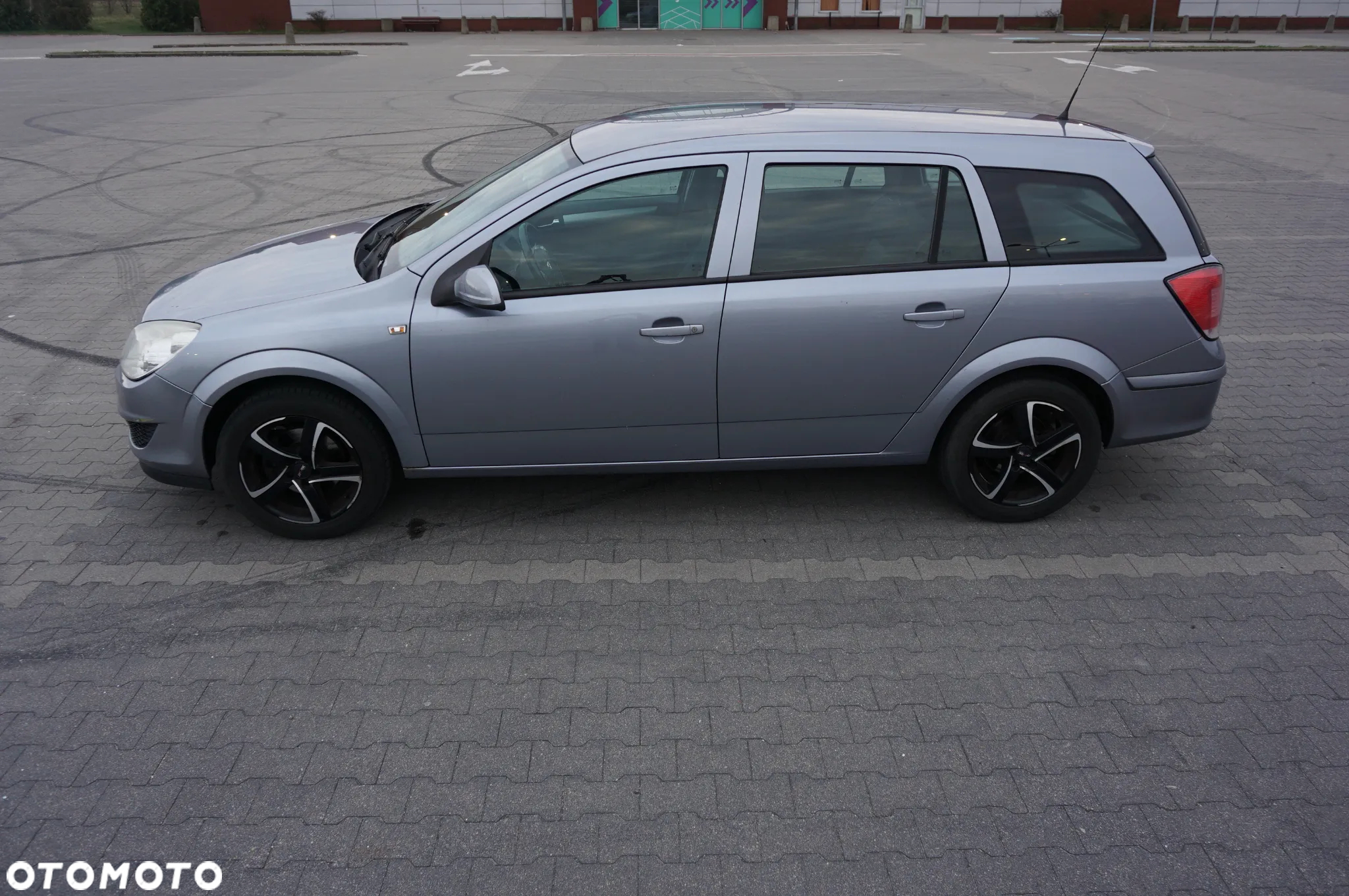Opel Astra III 1.8 Essentia - 2