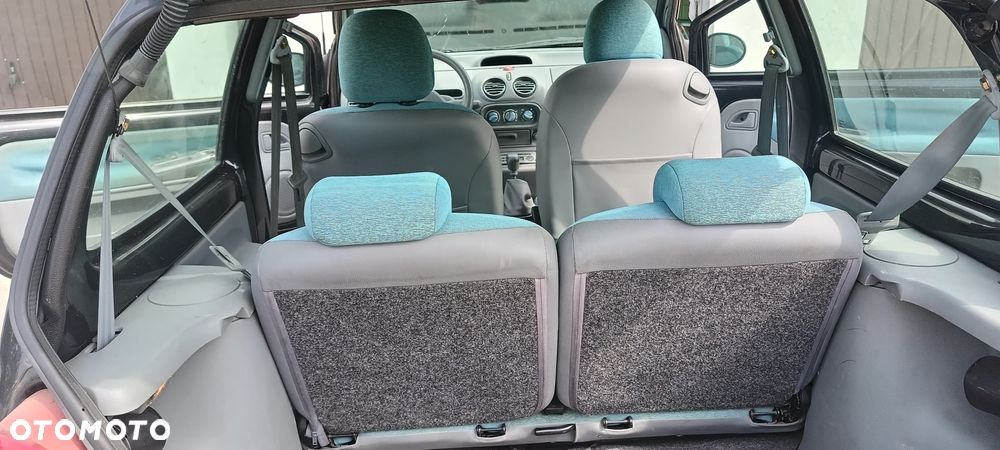 Renault Twingo 1.2i 16V Expression - 9
