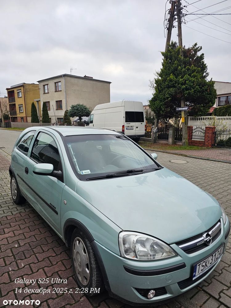 Opel Corsa 1.2 16V Comfort Easytronic - 1