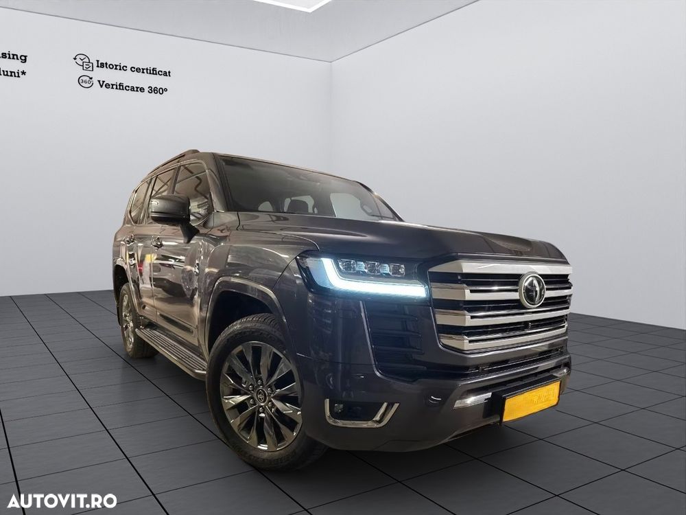 Toyota Land Cruiser 300 - 7