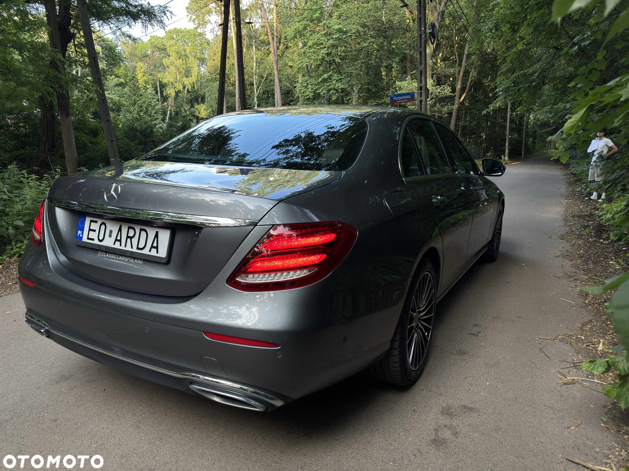 Mercedes-Benz Klasa E 220 d 9G-TRONIC - 3