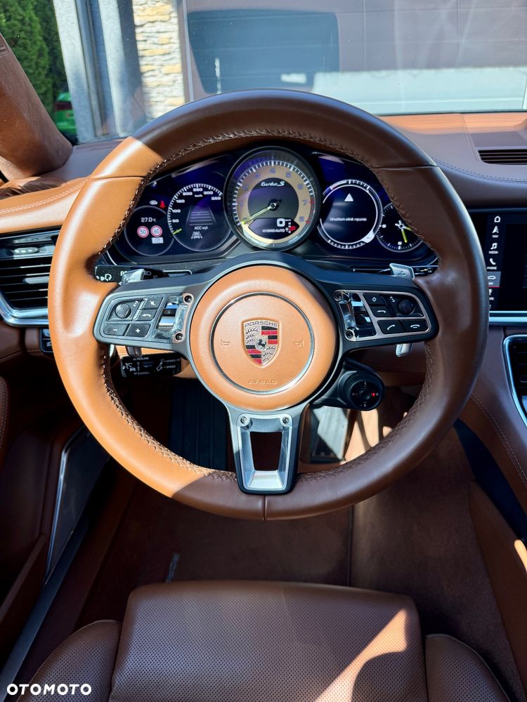 Porsche Panamera ver-turbo-s - 16
