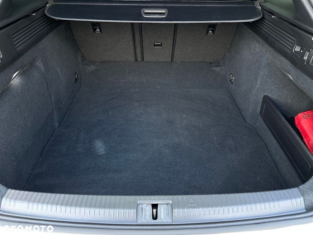 Volkswagen Arteon 2.0 TSI 4Motion R DSG - 8