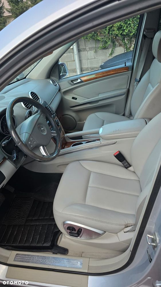 Mercedes-Benz GL 320 CDI 4Matic 7G-TRONIC - 10