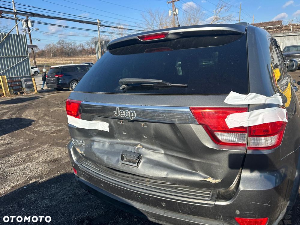 Jeep Grand Cherokee - 8