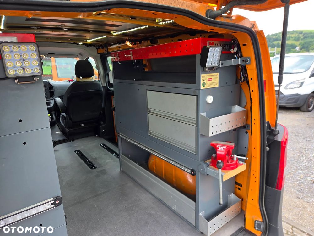 Mercedes-Benz VITO - 14