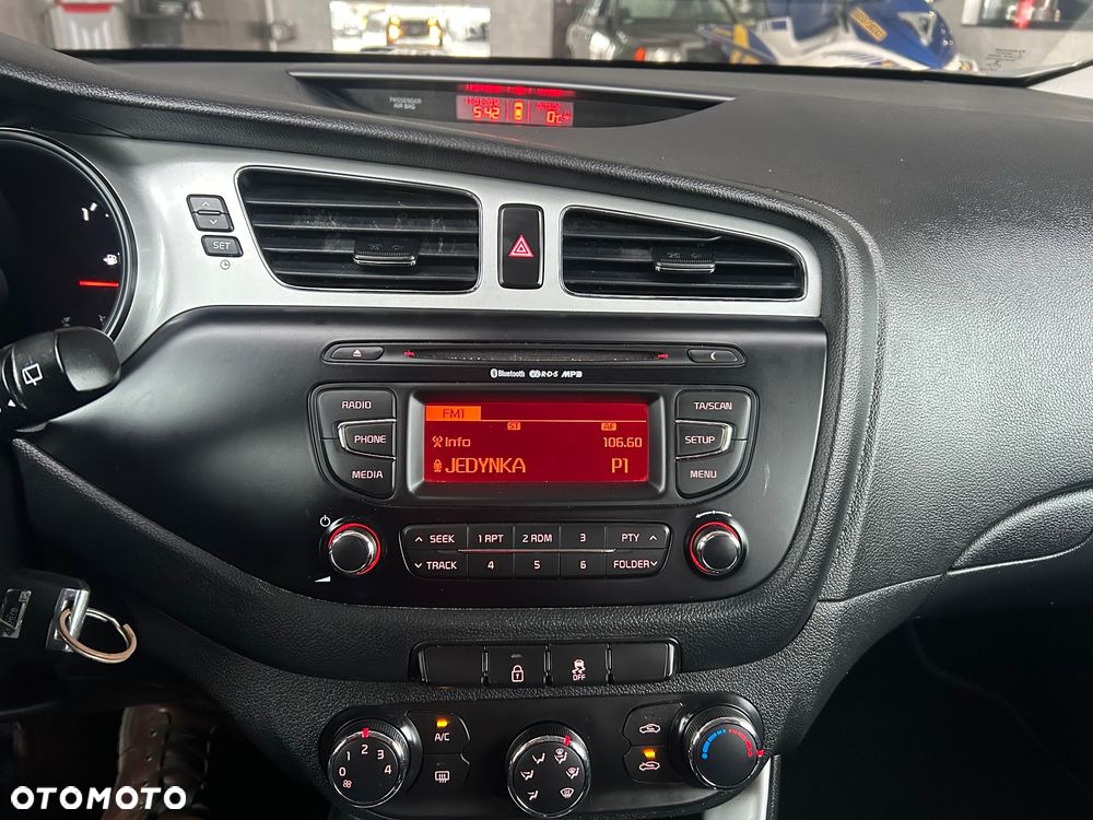 Kia Ceed 1.6 CRDi Smart - 31