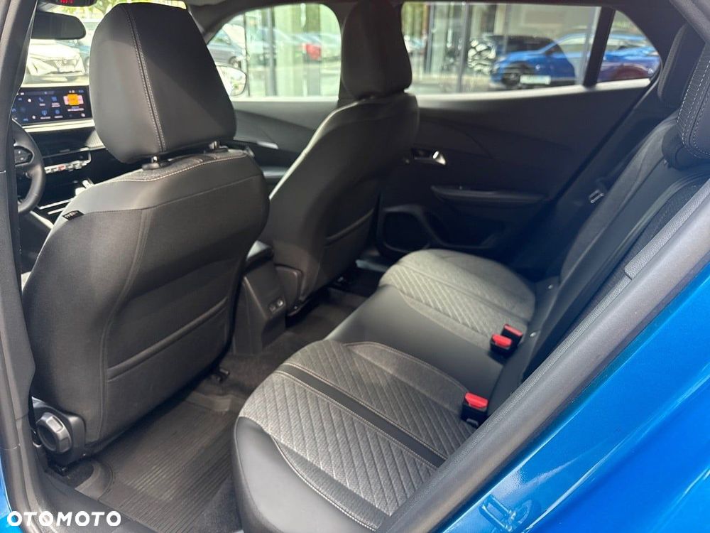 Peugeot 2008 - 10