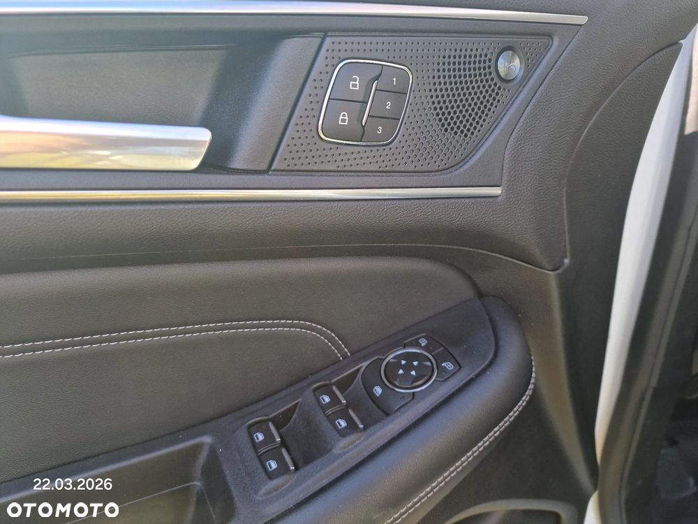 Ford Edge - 9