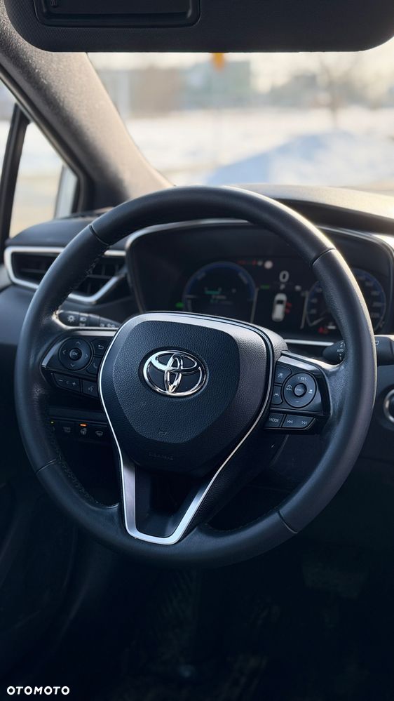 Toyota Corolla 1.8 Hybrid Executive - 27