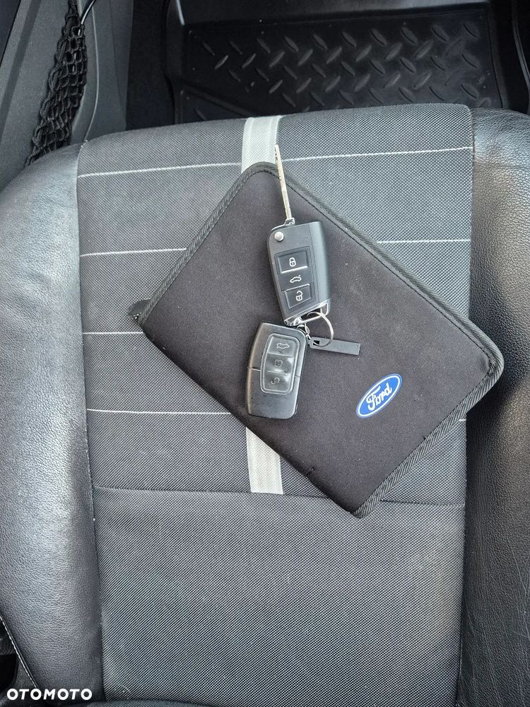 Ford Kuga 2.0 TDCi Trend FWD - 30