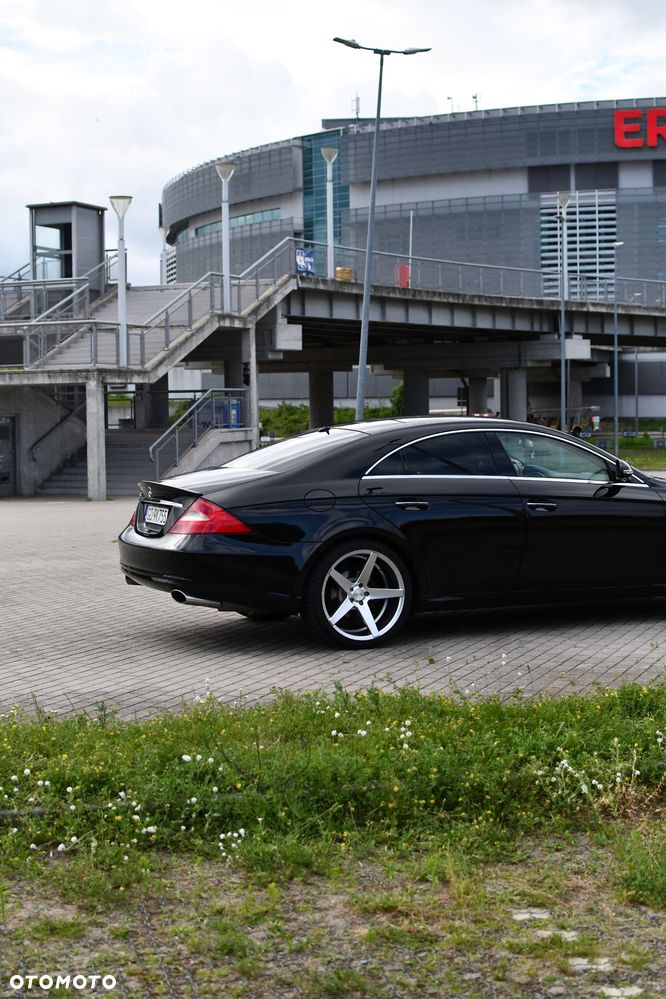 Mercedes-Benz CLS 500 - 34
