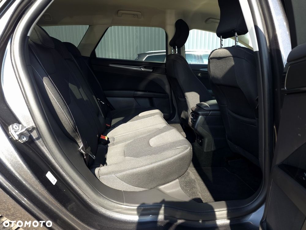 Ford Mondeo 2.0 EcoBlue Titanium - 12
