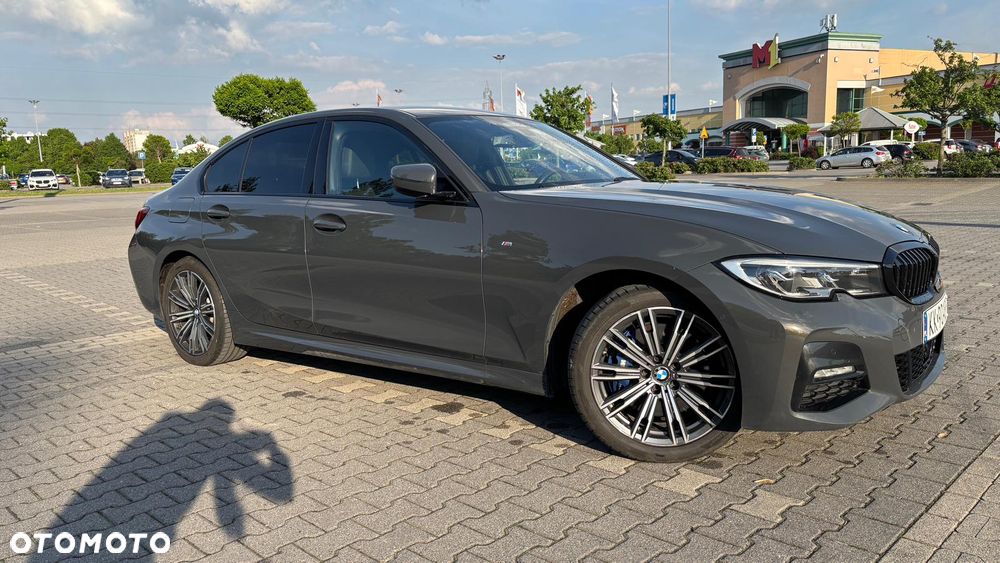 BMW Seria 3 330i xDrive M Sport sport - 2