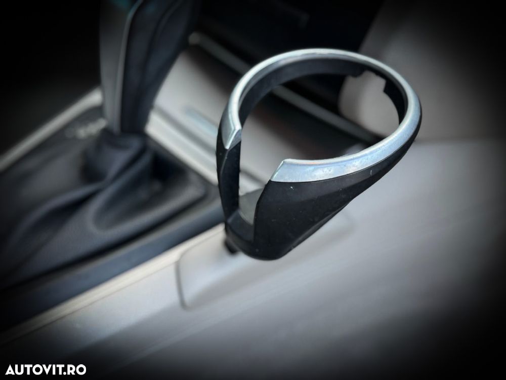 BMW Seria 1 120d Aut. Edition Sport - 28