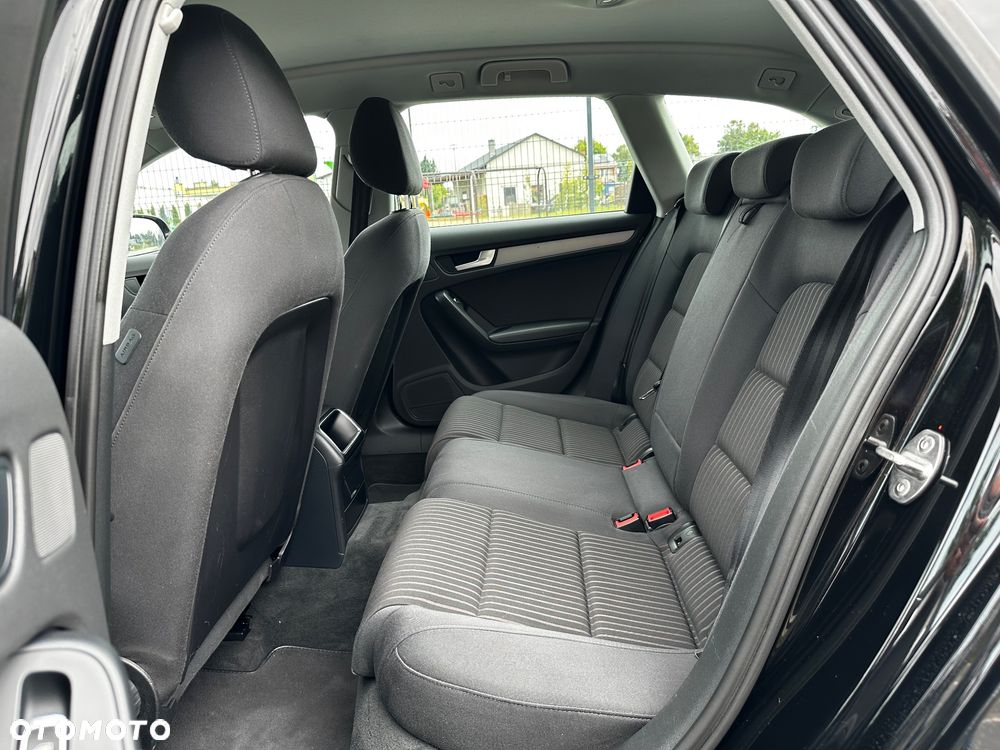 Audi A4 Avant 2.0 TDI Quattro - 12
