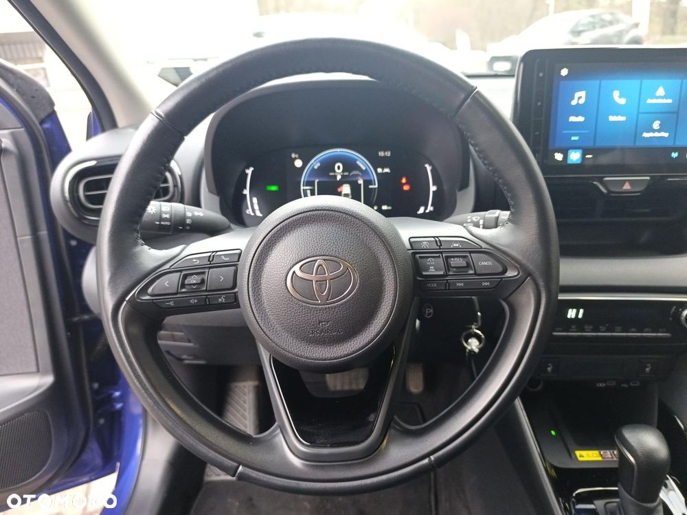 Toyota Yaris Hybrid 1.5 Style - 11