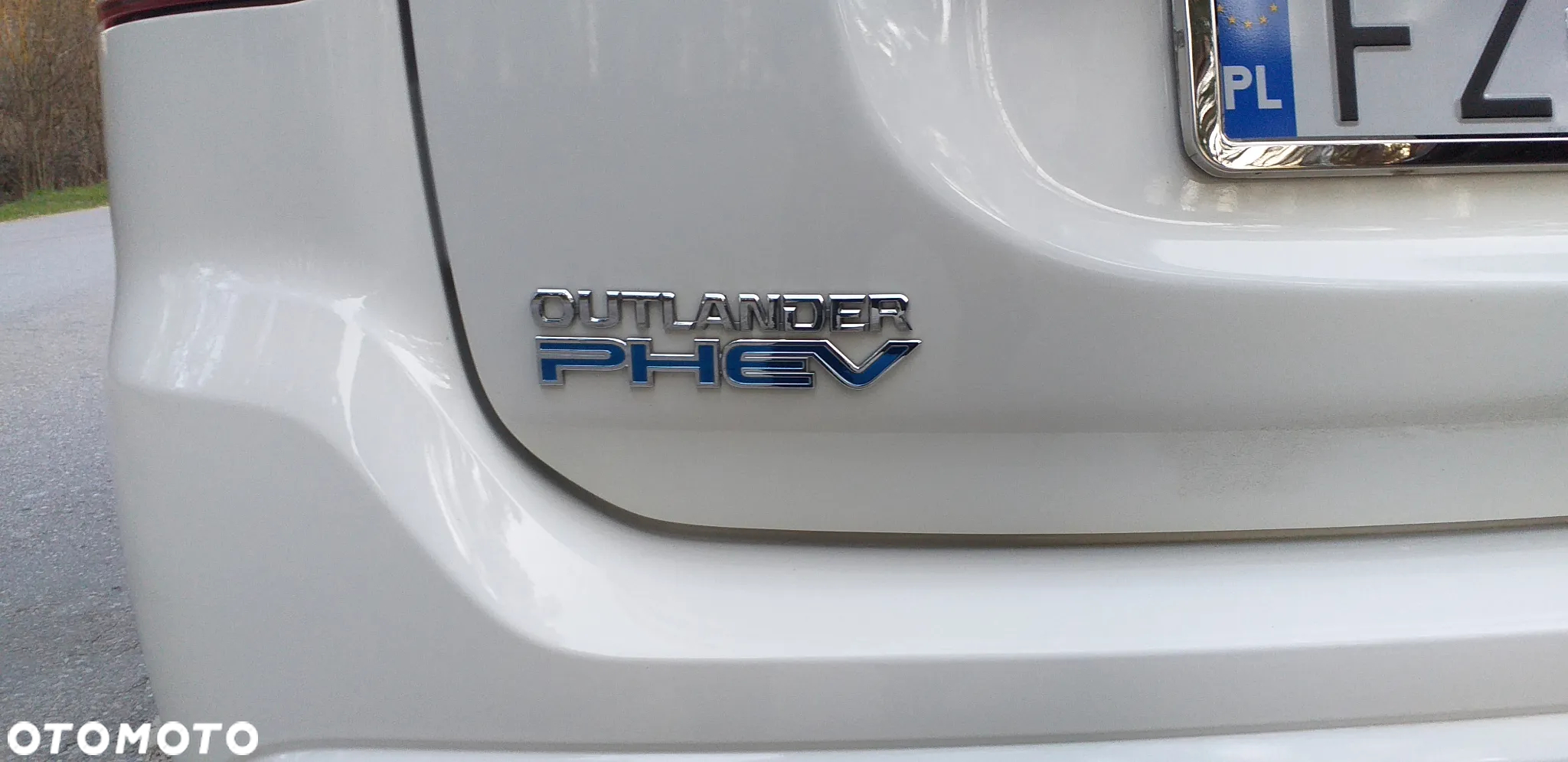 Mitsubishi Outlander PHEV Intense + - 20