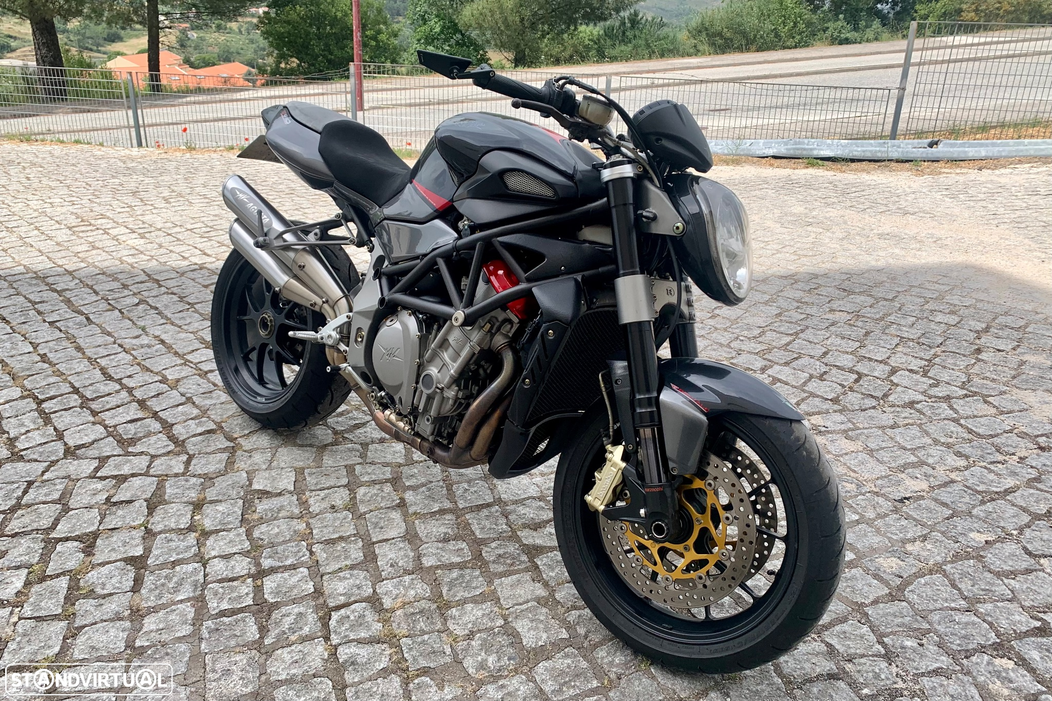 MV Agusta Brutale 910R F4 - 2