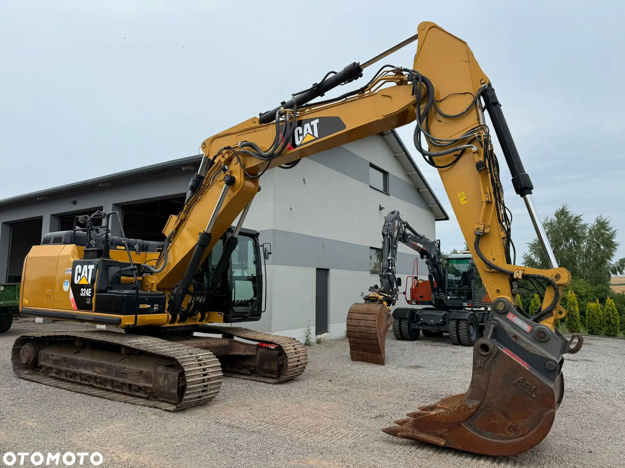 Caterpillar 324 E - 7
